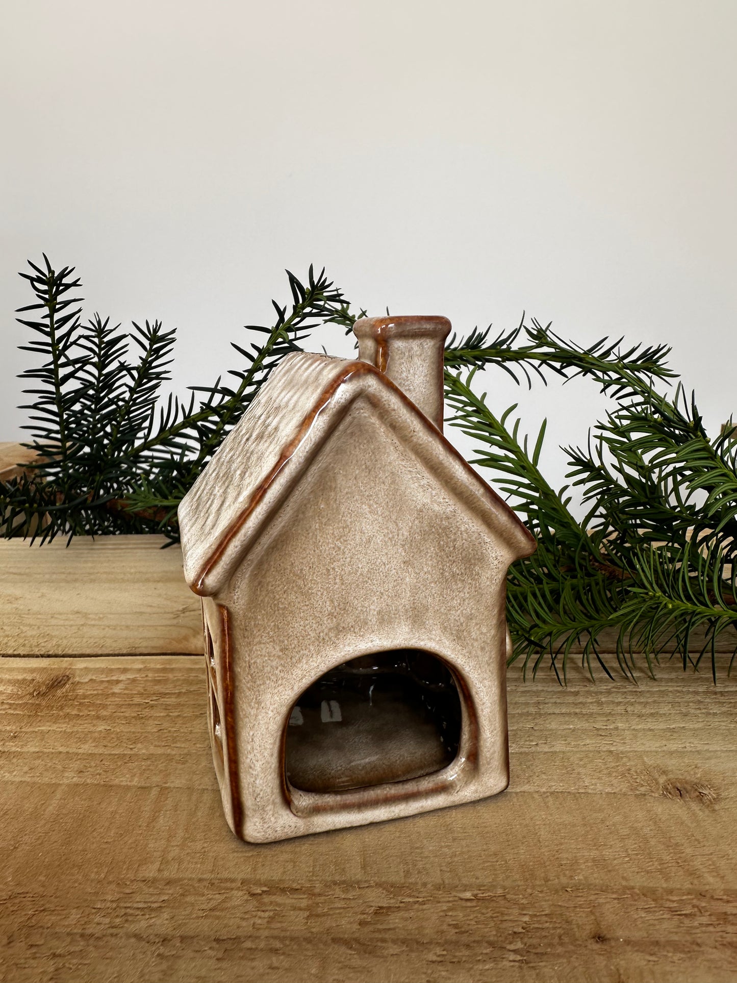 Brown Ceramic Christmas House Tealight Holders – Set of 2
