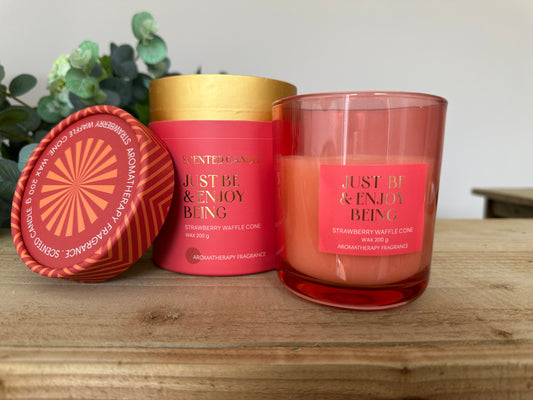 Aromatherapy Scented Votive Candle in Gift Box - Strawberry Waffle Cone.Wax