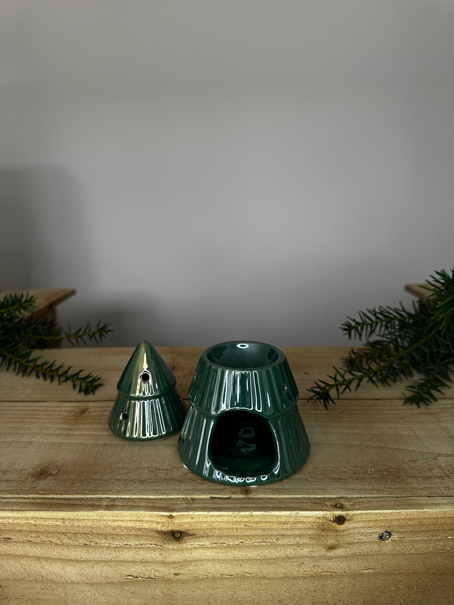 Green Christmas Tree Wax Melt Burner