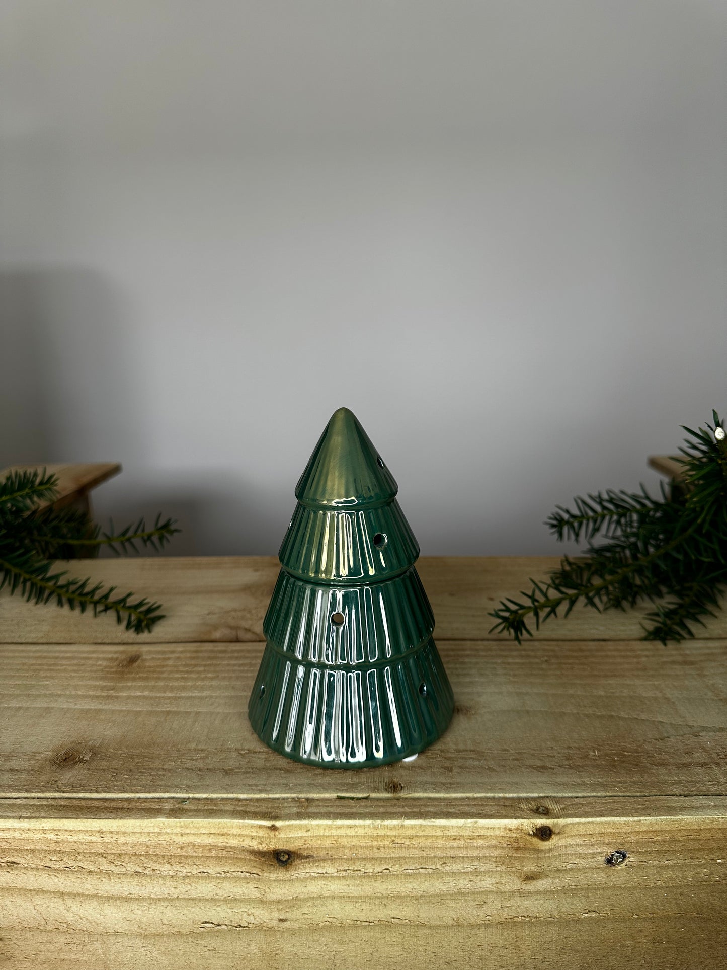 Green Christmas Tree Wax Melt Burner
